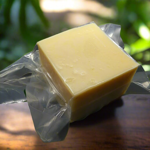 ~400g ParmigianoGrana Padano  SKIN OFF Cheese Core (D.O.P.)
